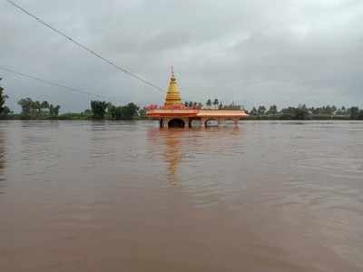 ಚಿಕ್ಕೋಡಿ: 1.51 ಲಕ್ಷ ಕ್ಯೂಸೆಕ್‌ ನೀರಿನ ಹರಿವು ಕೃಷ್ಣಾ ಅಬ್ಬರ ಮತ್ತಷ್ಟು ಹೆಚ್ಚಳ