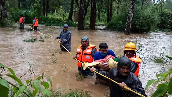 ​ಸ್ಥಳಾಂತರ, ತಾಯಿ ಹಾಗೂ 3 ತಿಂಗಳ ಮುಗುವಿನ ರಕ್ಷಣೆ