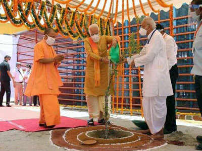 PM Narendra Modi Plant Parijat at Ram Mandir पंतप्रधान नरेंद्र मोदींनी अयोध्येत पारिजातकच लावण्यामागील नेमके कारण काय? वाचा