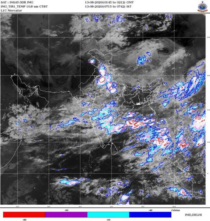 नए सैटलाइट चित्रों से संकेत मिलता है कि हरियाणा, दिल्ली, उत्तर प्रदेश और उत्तरी मध्य प्रदेश के आस-पास के क्षेत्रों में बारिश जारी रहेगीः मौसम विभाग
