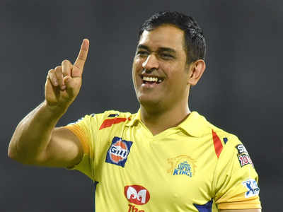 ధోనీకి కరోనా నెగటివ్.. 15న CSK క్యాంప్ మొదలు