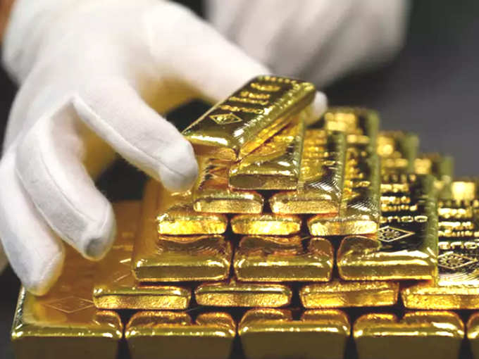 सोने का आयात 94 प्रतिशत घटा