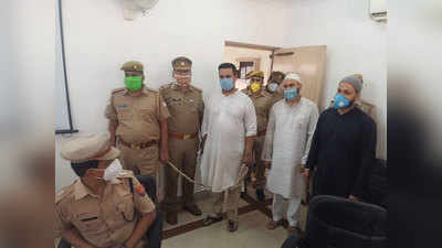 Shahjahanpur News: व्यापारियों को पीटकर वीडियो करता था वायरल, मांगता था रंगदारी, 25 हजार का इनामी गिरफ्तार