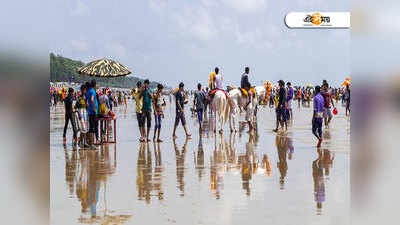 স্বাস্থ্যবিধি উড়িয়ে সৈকতে হাজির ৪০ হাজার পর্যটক