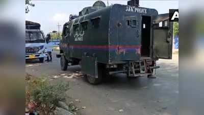 जम्मू-कश्मीर: बारामुला में कोहरे की आड़ में सुरक्षाबलों पर हमला, 3 जवान शहीद, दो आतंकी ढेर