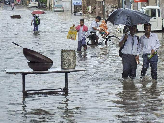 ஹரியானாவை புரட்டி எடுத்த மழை