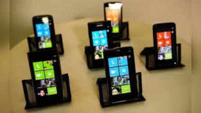 स्मार्टफोन कंपनियों ने फेस्टिव सीजन के लिए कसी कमर, जुलाई में आयात किए इतने मोबाइल