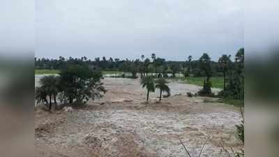 వర్ధన్నపేటలో చెరువుకు గండీ.. గ్రామాల్లోకి ఉద్ధృతంగా వరద.. ఆ నదితోనూ ప్రమాదమే..