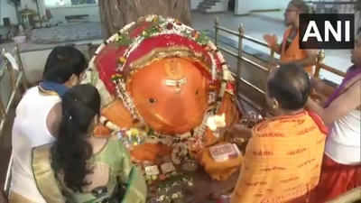 Ganesh Chaturthi Video: गणेश चतुर्थी पर नागपुर के मंदिर में मंगलगायन और आरती