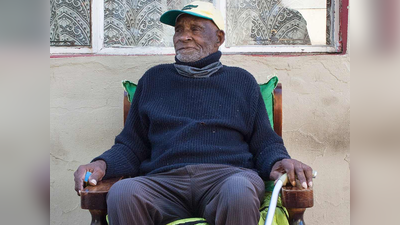 दुनिया के सबसे बुजुर्ग व्‍यक्ति का निधन, कोरोना से अधूरी रह गई अंतिम इच्‍छा