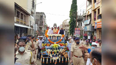 २४१ वर्षांची रथोत्सव परंपरा; पहिल्यांदाच जिपमधून दिला बाप्पांना निरोप