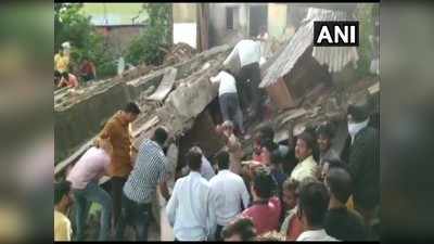 Building Collapses at Dewas: अब तक 9 घायलों को निकाला गया, 8 महीने का बच्चा सहित 3 लोग अब भी मलबे में दबे