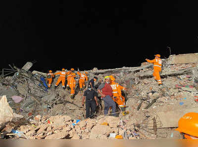 mahad incident : महाड दुर्घटना: २४ तास रेस्क्यू ऑपरेशन, मृतांची संख्या १२वर; ६जण अजूनही ढिगाऱ्याखाली
