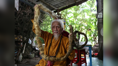 वियतनाम के इस बुजुर्ग ने 80 साल से नहीं काटे बाल, वजह है एक अजीब डर