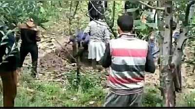 Srinagar news: शोपियां में आतंकियों ने पंच की हत्या कर बाग में दफनाया था शव, ऑडियो में किया था दावा