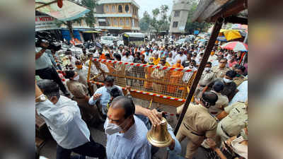 दार उघडा उद्धवा... मंदिरं खुली करण्याच्या मागणीसाठी भाजप रस्त्यावर