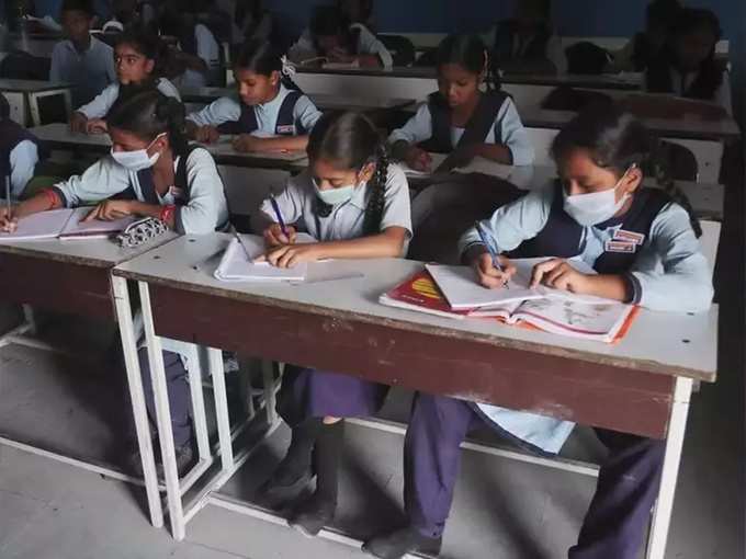 भारत में 30 सितंबर तक स्कूल बंद, कॉलेजों के लिए नियम