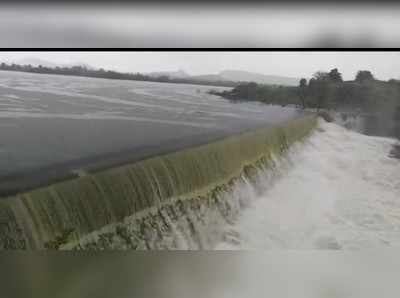 Rain in Rajasthan : डूंगरपुर जिले में बारिश से कई इलाके के रास्ते जाम, बेणेश्वर धाम भी बना टापू