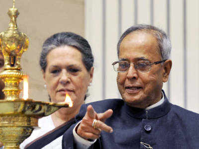 Pranab Mukherjee: కాంగ్రెస్ ట్రబుల్ షూటర్.. హస్తం పార్టీని ఇబ్బందుల్లోకి నెట్టిన వేళ..!