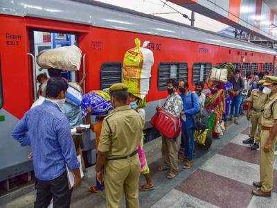 നൂറിലധികം പ്രത്യേക സർവീസുകളെന്ന് റിപ്പോർട്ട്; രാജ്യത്ത് കൂടുതൽ ട്രെയിനുകൾ ഓടിക്കാനുള്ള തീരുമാനത്തിലേക്ക് റെയിൽവേ