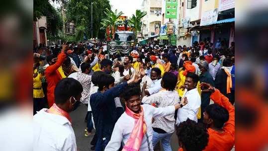 ఫోటోలు: గంగమ్మ ఒడికి ఖైరతాబాద్ గణపతి.. తీన్మార్ డాన్సులతో యువత వీడ్కోలు 