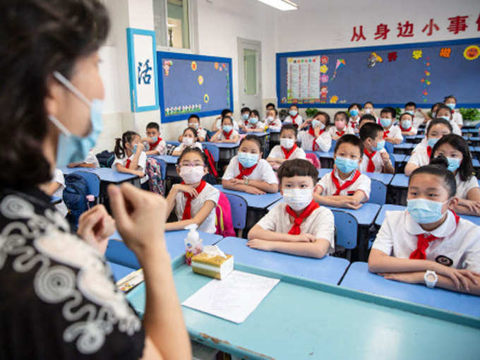 चीन के वुहान में खुल गए स्कूल