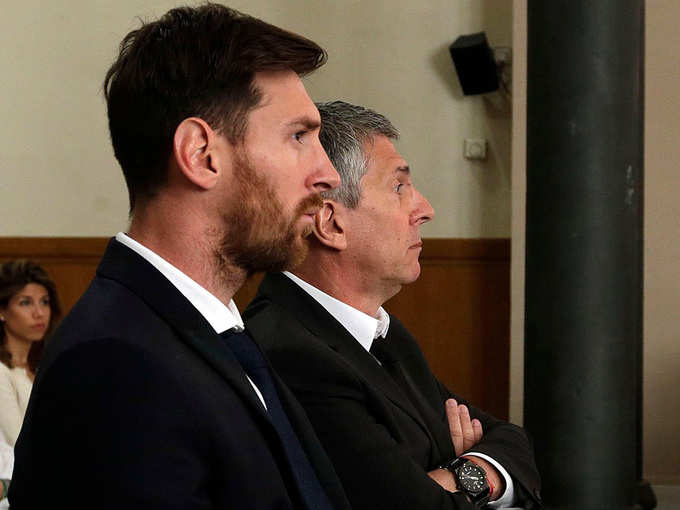 lionel messi with his father