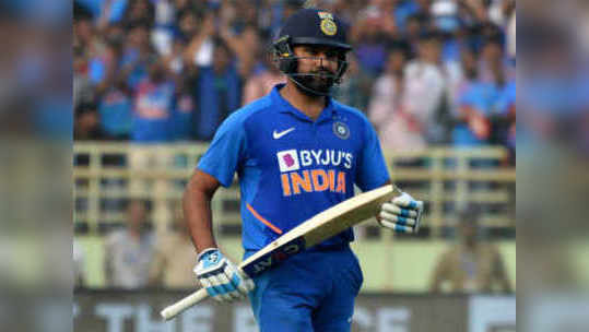 Rohit Sharma: ஓடும் பேருந்தை தாக்கிய சிக்ஸர்: மிரட்டும் ஹிட் மேன்