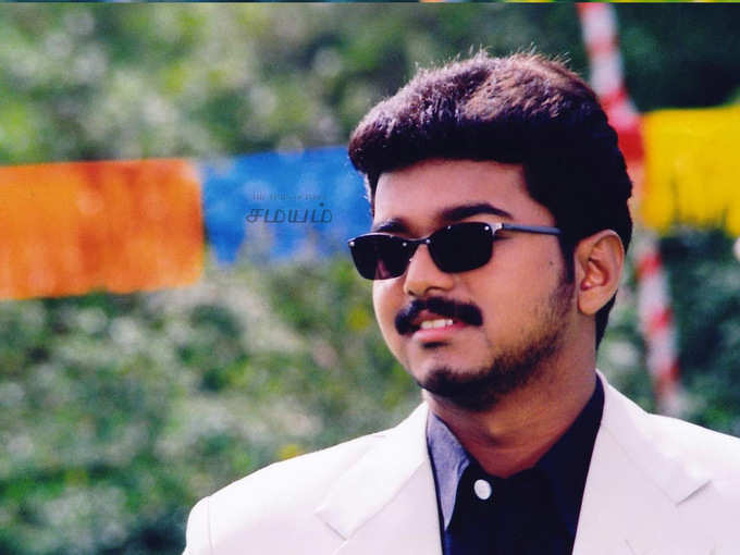 தளபதி விஜய்யின் Throwback புகைப்படங்கள்