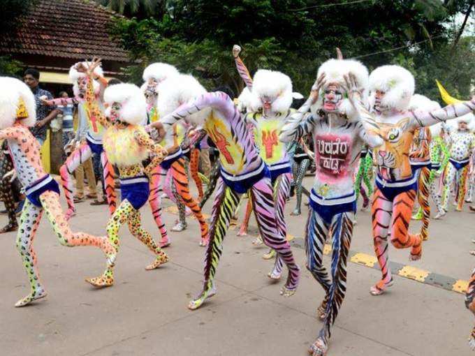 ​ಡೋಲು, ತಾಸೆ ಸದ್ದಿಲ್ಲ