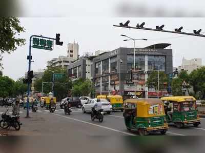 અવાદઃ ટ્રાફિકના નિયમોનું ઉલ્લંઘન કરનારા 5 વાહન ચાલકોને 100થી વધુ ઈ-મેમો મળ્યા 