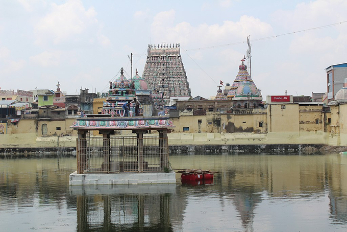 ​ಆದಿ ಕುಂಬೇಶ್ವರರ್‌ ದೇವಾಲಯ, ಕುಂಭಕೋಣಂ