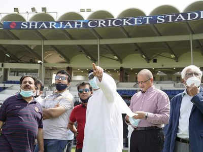 IPL 2020: बीसीसीआई अध्यक्ष सौरभ गांगुली ने शारजाह स्टेडियम का दौरा किया, कई अधिकारी रहे साथ