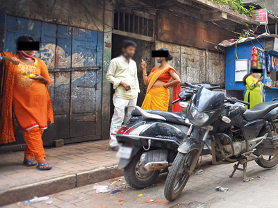 ലൈംഗിക തൊഴിലാളികൾ വീണ്ടും ജോലിയിലേക്ക്; കൊവിഡ് സാഹചര്യത്തിൽ ഇക്കാര്യങ്ങൾ നിർബന്ധം