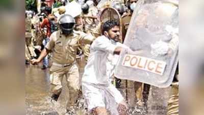 കോഴിക്കോട് കെഎസ്‍യു മാർച്ചിൽ സംഘർഷം; ജലപീരങ്കി, ലാത്തിചാര്‍ജ്... നിരവധി പ്രവ‍ര്‍ത്തര്‍ക്ക് പരിക്ക്