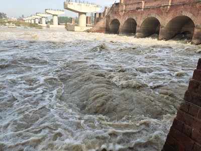 अखिलेश के शासनकाल में तोड़ा गया लालपुर पुल, योगी सरकार ने उठाया बनावाने का बीड़ा