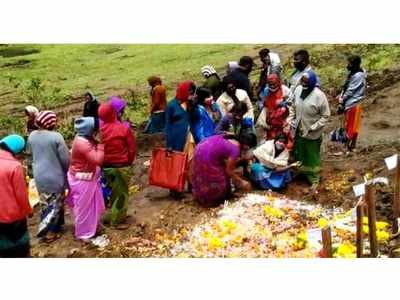 പെട്ടിമുടിയില്‍ മരിച്ചവരുടെ നിത്യശാന്തിക്കായി സര്‍വ്വമത പ്രാര്‍ത്ഥന നടത്തി