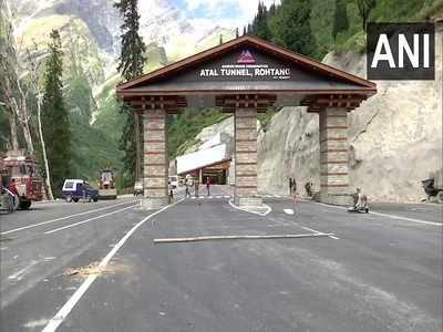 Rohtang Tunnel: 10 வருட உழைப்பு; உலகின் மிகப்பெரிய குகை நெடுஞ்சாலை; அதுவும் நம்ம இந்தியாவில்!