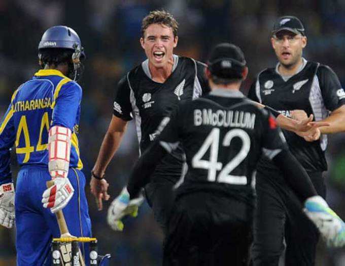 श्रीलंका का पहला विकेट गिरा