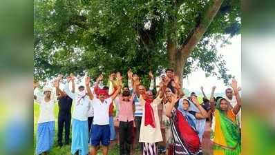 गाजीपुर: गांववालों का आरोप- खुले में शौच से मुक्ति अभियान चढ़ा भ्रष्‍टाचार की भेंट