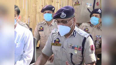 कश्मीर में अमन बिगाड़ने की कोशिश में पाकिस्तान, सेना लगातार नाकाम कर रही मंसूबेः डीजीपी