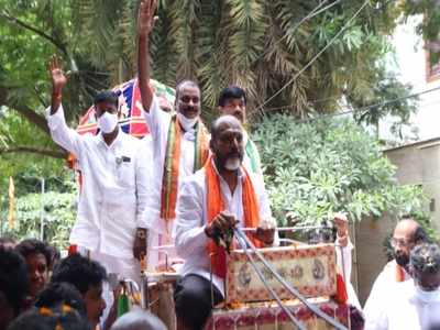 குதிரை வண்டியில் சென்ற பாஜக தலைவர் எல்.முருகன் மீது வழக்குப்பதிவு!