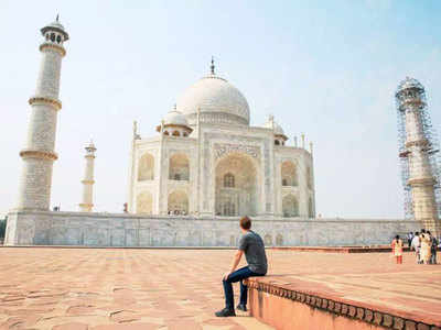 Agra News: 6 महीने बाद पर्यटकों के लिए खुला ताजमहल, सबसे पहले देखने पहुंचा चीनी टूरिस्ट