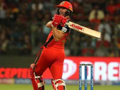 SRH vs RCB Score Updates:  10 ரன்கள் வித்தியாசத்தில் ஹைதராபாத்தை வீழ்த்திய பெங்களூரு அணி!