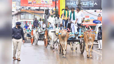 ಮೀನು ಮಾರುಕಟ್ಟೆ ತೆರವಿಗೆ ಆಗ್ರಹ, ಪಾಲಿಕೆವರೆಗೆ ಚಕ್ಕಡಿ ರಾರ‍ಯಲಿ