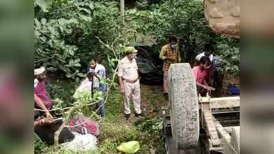 सती अनसुइया आश्रम जा रहे थे लोग, पलट गई ट्रैक्टर ट्रॉली, पांच की मौत