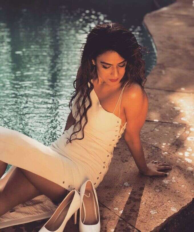 Nia Sharma