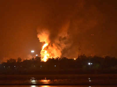 ONGC Plant Fire: सूरतमध्ये ओएनजीसीच्या प्लाण्टला मोठी आग; स्फोटांनी हादरला परिसर