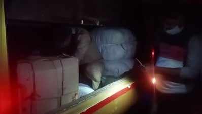 Agra News: 16 KG चांदी की चोरी, पुलिस को मिली 300 KG, सुबह सब बनी गिलेट