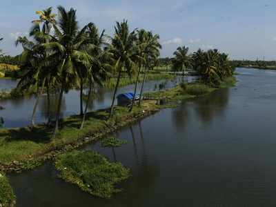 പിറവം ആറ്റുതീരം മുതൽ വളന്തകാട് ദ്വീപ് വരെ; എറണാകുളത്തെ ഈ സ്ഥലങ്ങള്‍ നോക്കി വെച്ചോളൂ